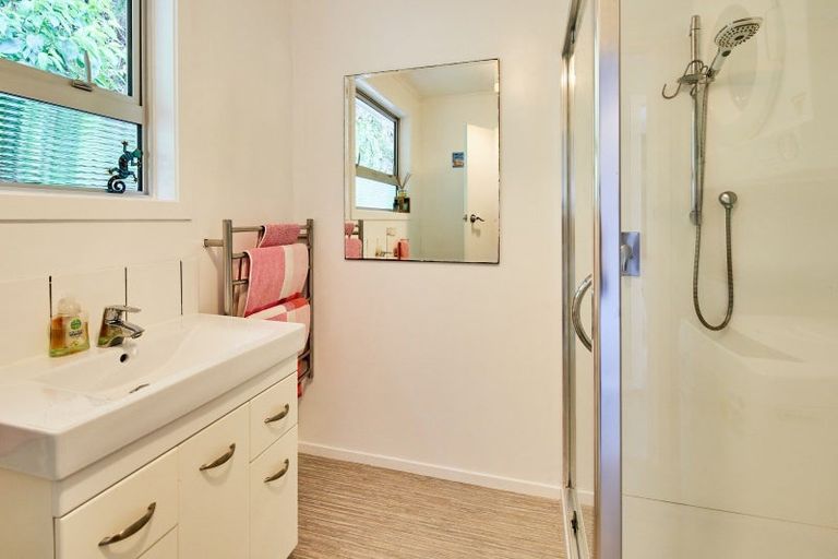 Photo of property in 16 Voltaire Street, Karori, Wellington, 6012