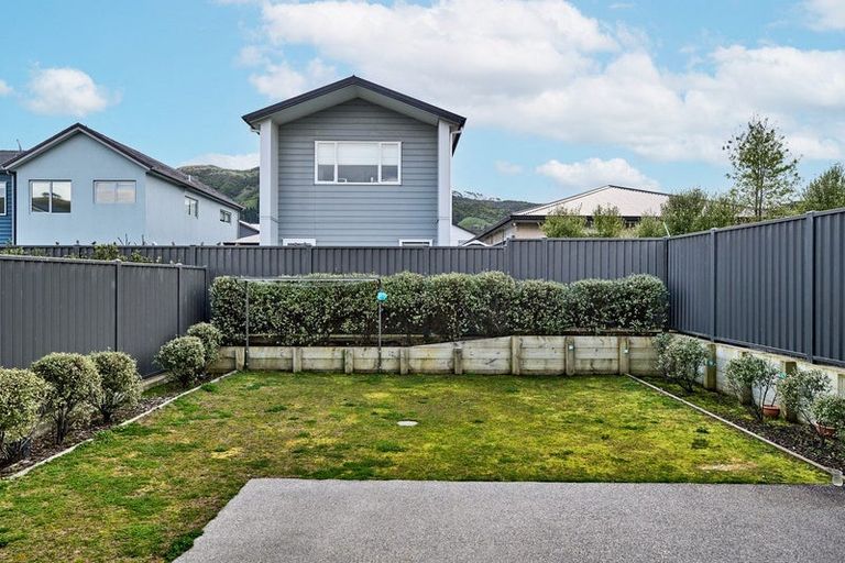 Photo of property in 8 Taiko Place, Kenepuru, Porirua, 5022