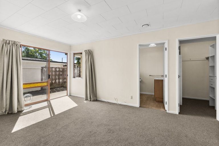 Photo of property in 68 Church Road, Taradale, Napier, 4112