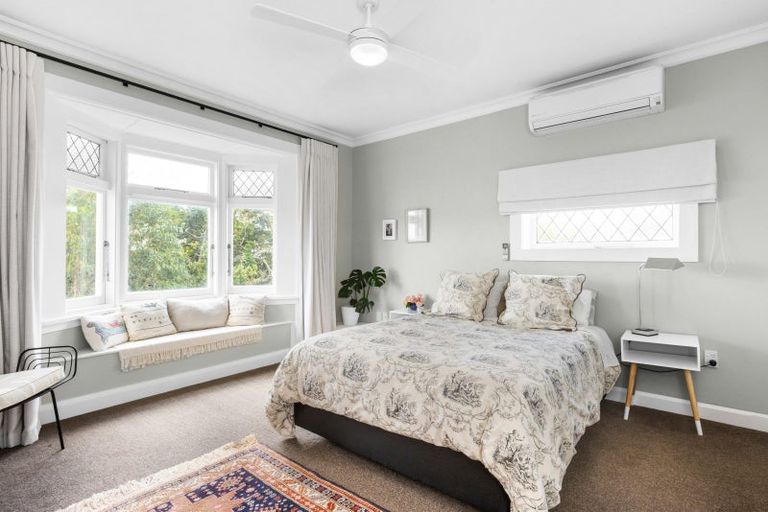 Photo of property in 14 Bay View Road, Bluff Hill, Napier, 4110