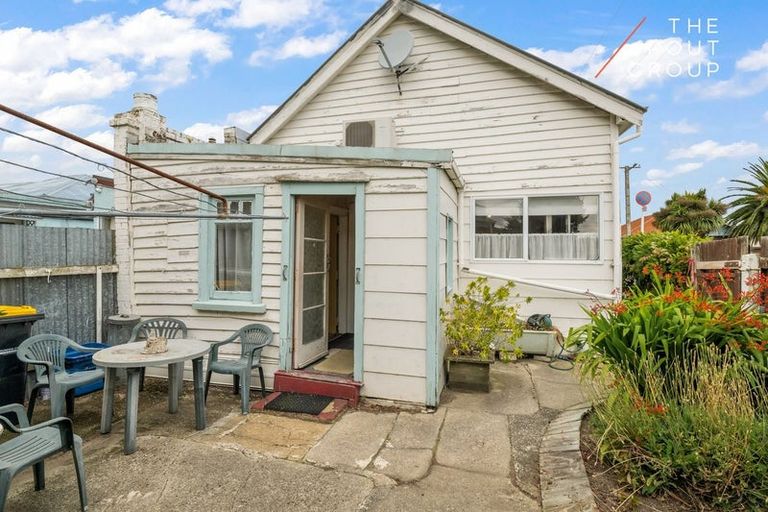 Photo of property in 60 Melbourne Street, South Dunedin, Dunedin, 9012