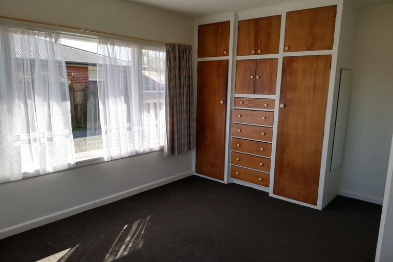 Photo of property in 8 Fenchurch Street, Northcote, Christchurch, 8052