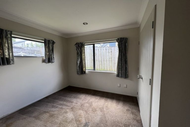 Photo of property in 250 Royal Road, Massey, Auckland, 0614