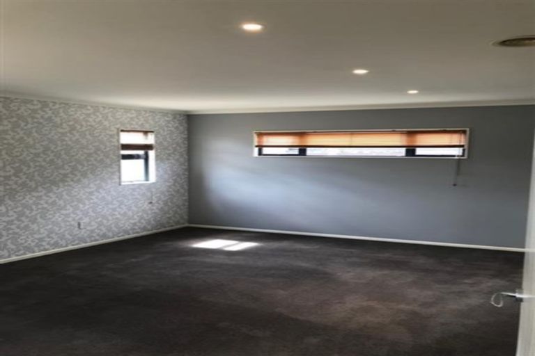 Photo of property in 10 Chamari Close, Titirangi, Auckland, 0604