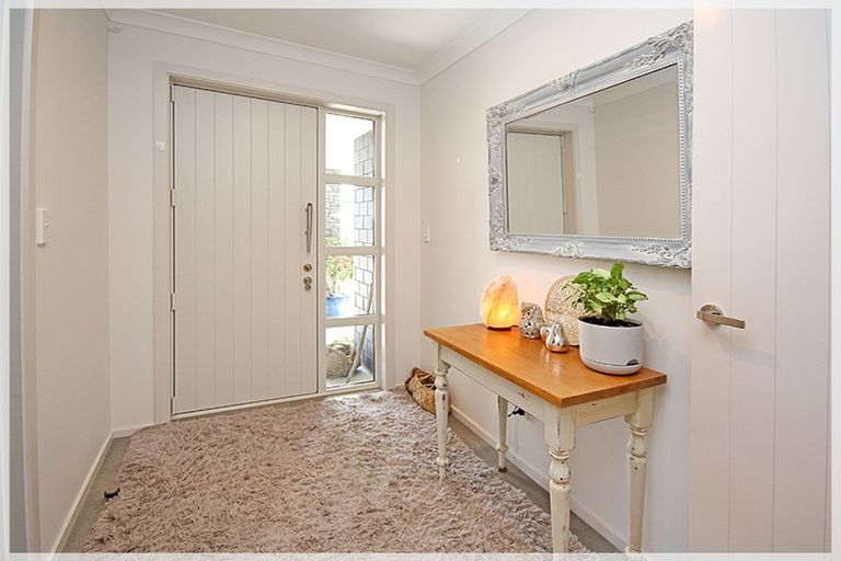 Photo of property in 9 Godwit Court, Foxton Beach, Foxton, 4815