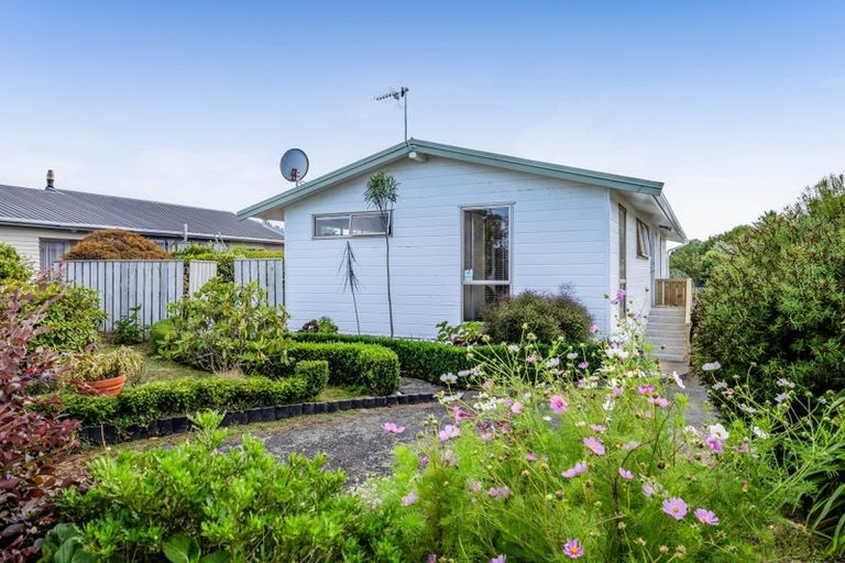 Photo of property in 7 Karaka Street, Hawera, 4610