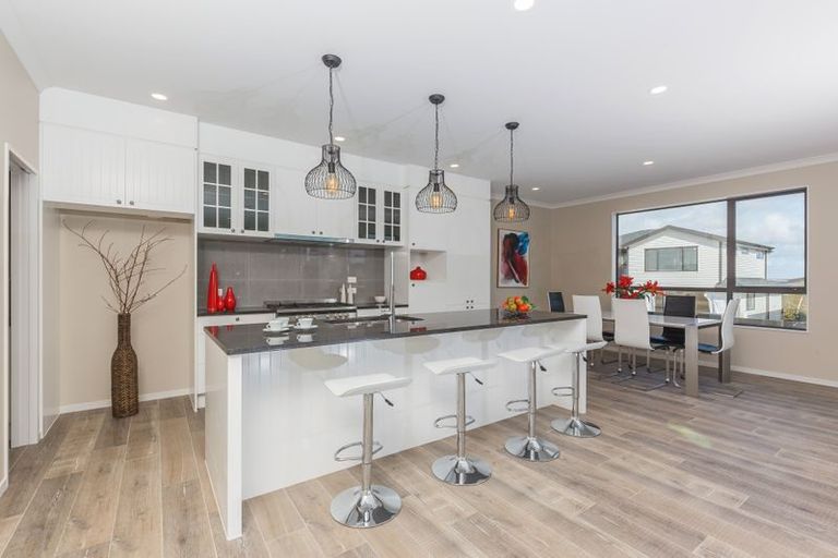 Photo of property in 19 Brickworks Bay Road, Hobsonville, Auckland, 0618