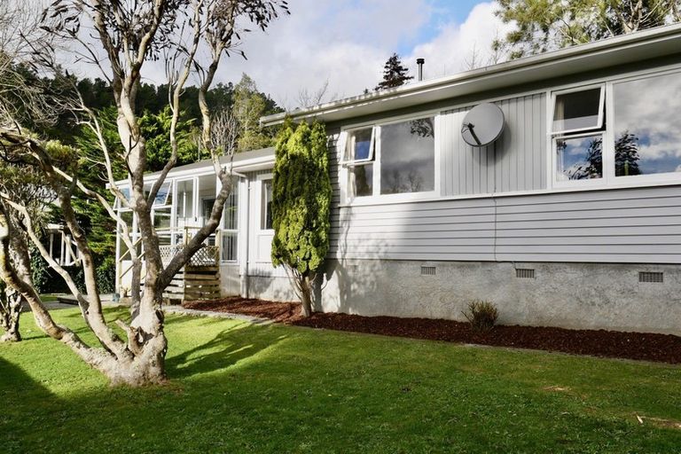 Photo of property in 470e Stokes Valley Road, Stokes Valley, Lower Hutt, 5019