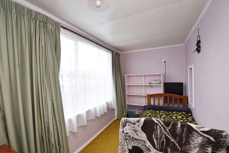 Photo of property in 30 Dyson Street, Strathern, Invercargill, 9812