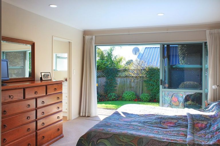 Photo of property in 2/232 Kepa Road, Mission Bay, Auckland, 1071