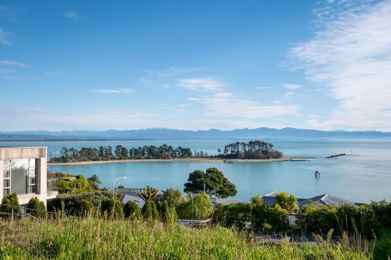 Photo of property in 21 Fifeshire Crescent, Stepneyville, Nelson, 7010