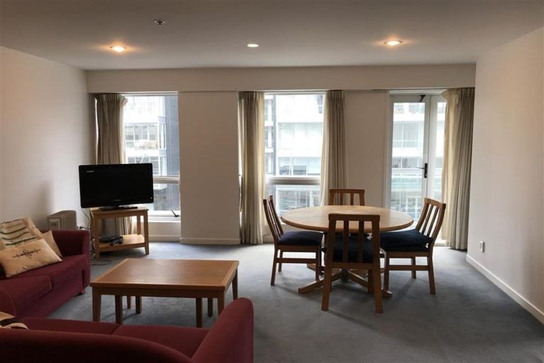 Photo of property in Terrace Heights Apartments, 3c/163 The Terrace, Wellington Central, Wellington, 6011