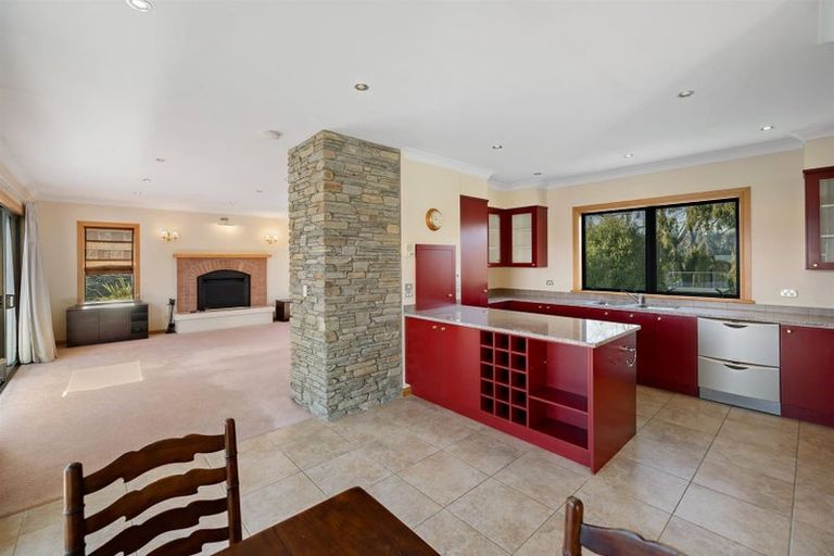Photo of property in 200a Beacon Point Road, Wanaka, 9305