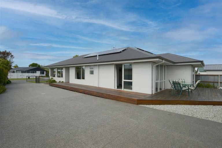 Photo of property in 61 Gray Crescent, Kaiapoi, 7630