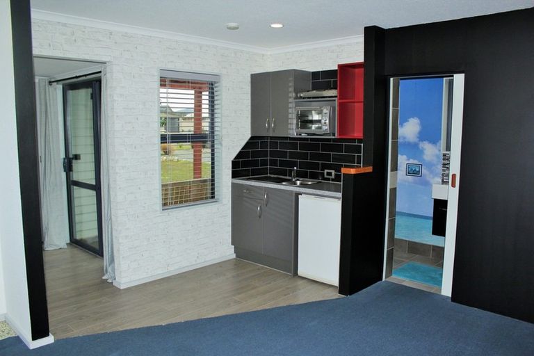 Photo of property in 12 Cunaris Way, Te Anau, 9600