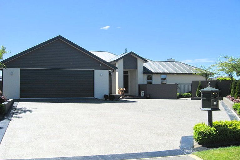 Photo of property in 8 June Gardens, Northwood, Christchurch, 8051