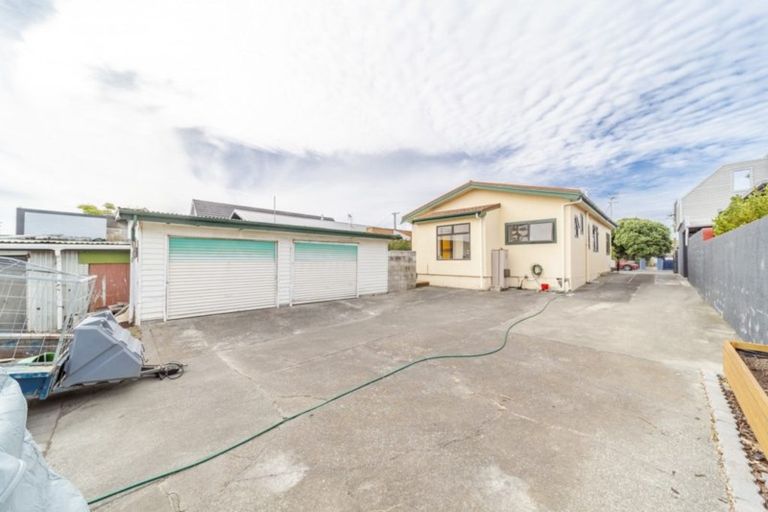 Photo of property in 106 Charles Street, Westshore, Napier, 4110