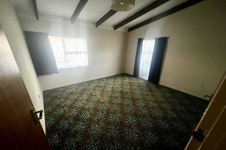 Photo of property in 11 Bethel Court, Milson, Palmerston North, 4414