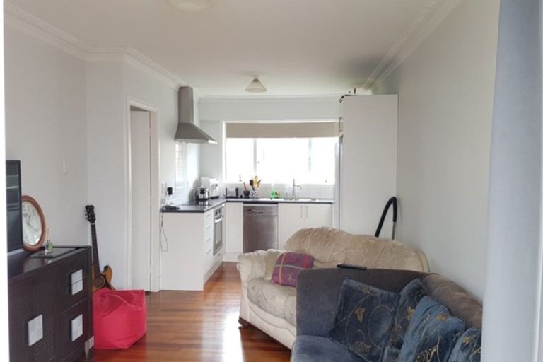Photo of property in 3/10 Harding Avenue, Mount Wellington, Auckland, 1072
