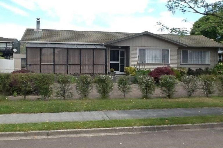 Photo of property in 23 Barron Crescent, Fenton Park, Rotorua, 3010