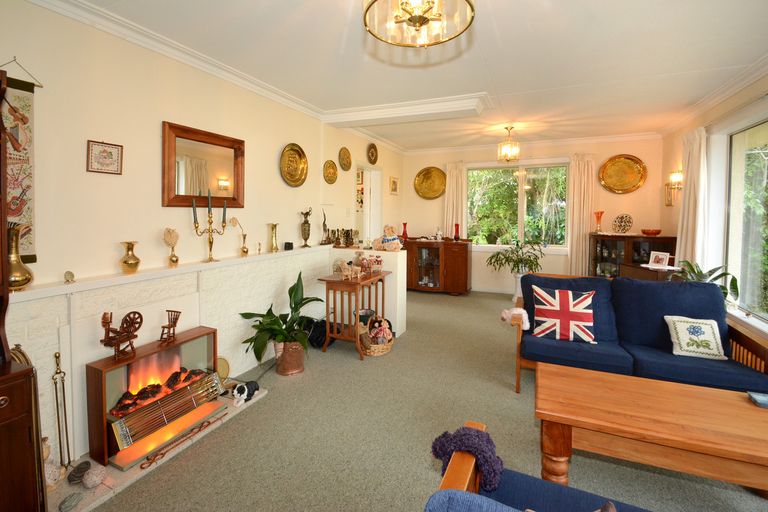 Photo of property in 203 Wakari Road, Helensburgh, Dunedin, 9010