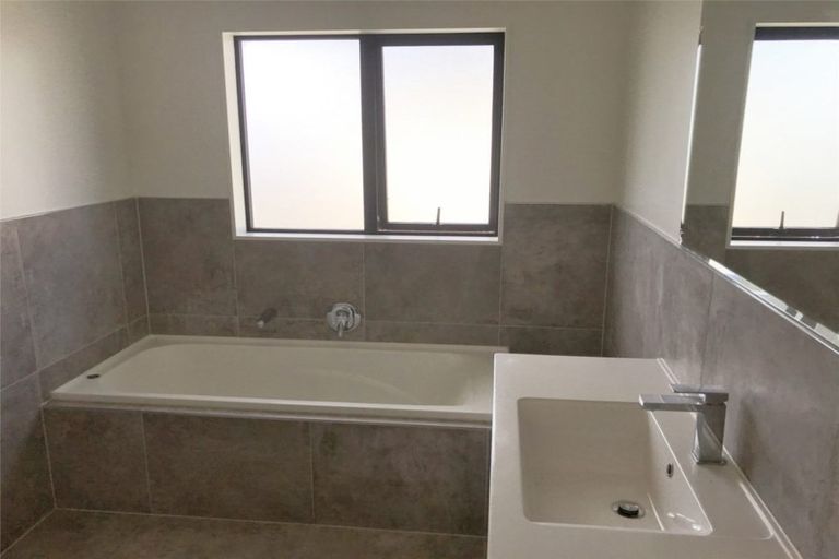 Photo of property in 34 Longbow Terrace, Flagstaff, Hamilton, 3210