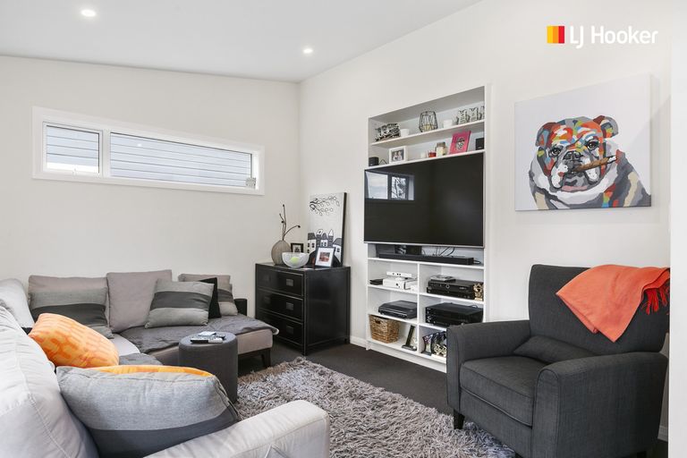 Photo of property in 24 Lochend Street, Musselburgh, Dunedin, 9013