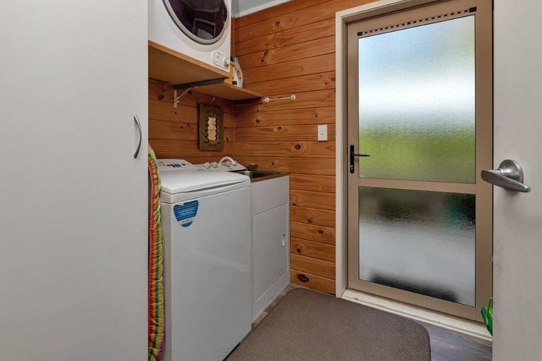 Photo of property in 21 Tamure Place, Ruakaka, 0116