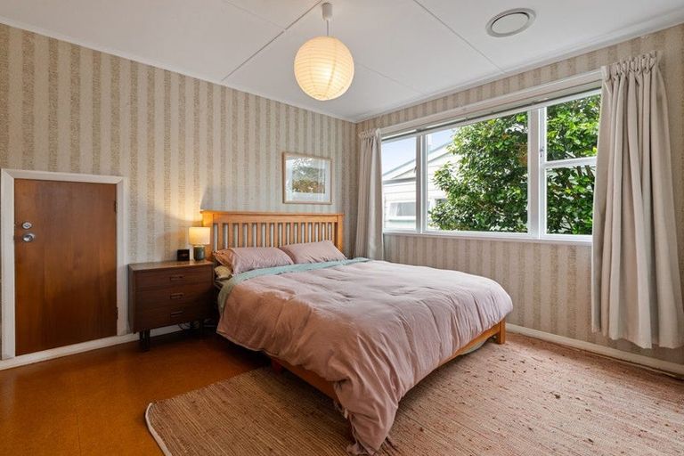 Photo of property in 4 Camrose Grove, Kingston, Wellington, 6021