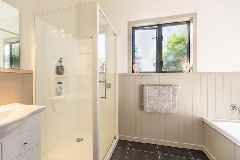 Photo of property in 5 Johnson Street, Waipawa, 4210