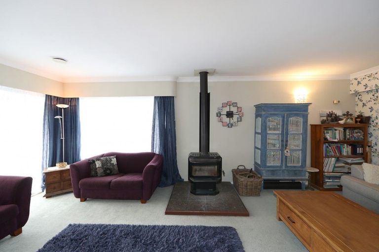 Photo of property in 24 Golding Road, Taradale, Napier, 4112