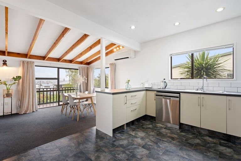 Photo of property in 21 Tweed Street, Kinmont Park, Mosgiel, 9024