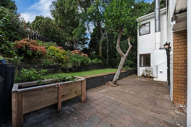 Photo of property in 2/15 Micawber Place, Mellons Bay, Auckland, 2014