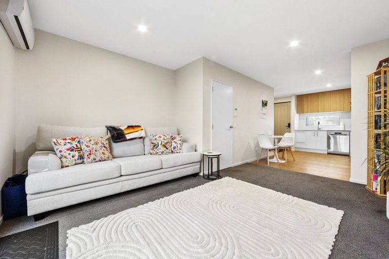 Photo of property in 4/27 Bartlett Street, Riccarton, Christchurch, 8011