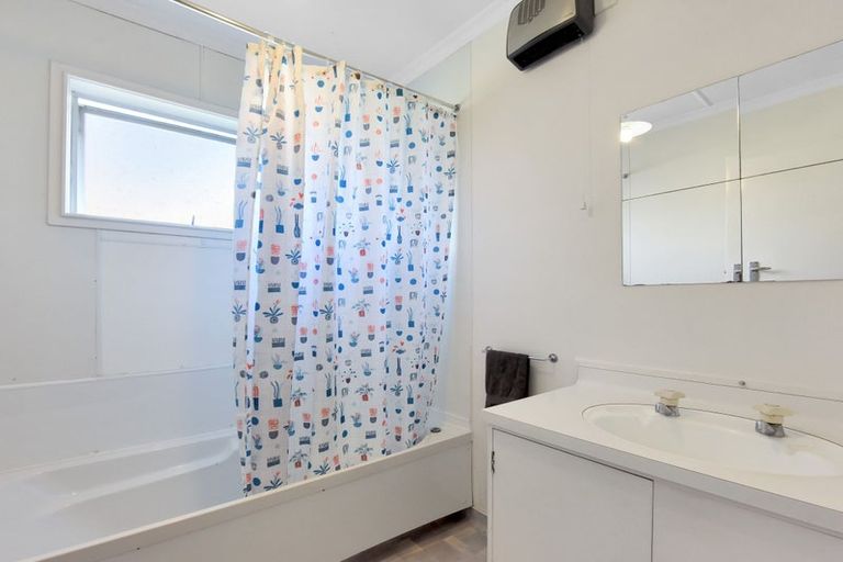 Photo of property in 1/41 Waverley Street, Richmond, 7020