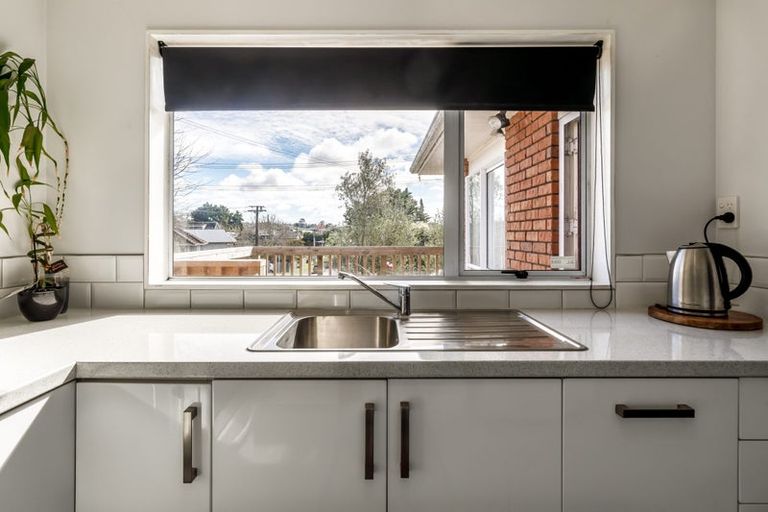 Photo of property in 62 Pomaria Road, Henderson, Auckland, 0610