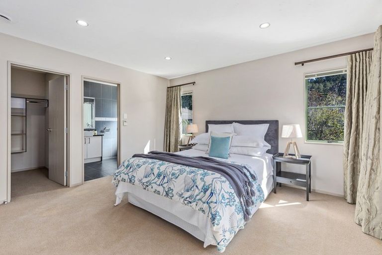 Photo of property in 12 Kunzea Place, Greenhithe, Auckland, 0632