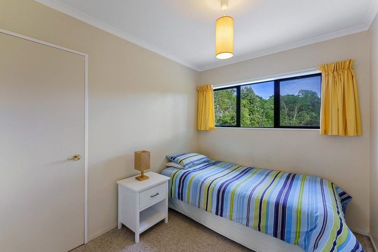 Photo of property in 283 Peka Peka Road, Peka Peka, Waikanae, 5391