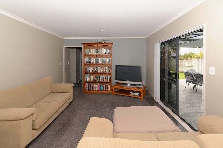 Photo of property in 10 Saint James Drive, Huntington, Hamilton, 3210