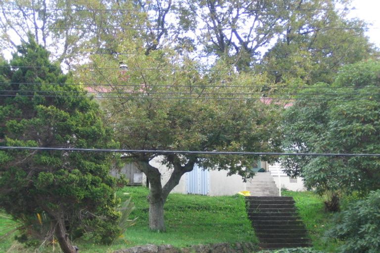 Photo of property in 278 George Street, Stokes Valley, Lower Hutt, 5019