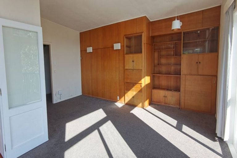 Photo of property in 16a Donald Crescent, Karori, Wellington, 6012