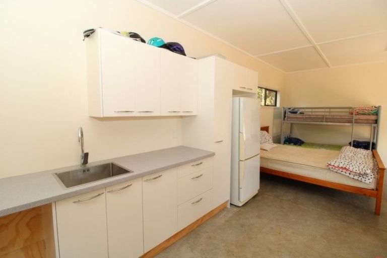 Photo of property in 105 Puriri Place, Matarangi, Whitianga, 3592