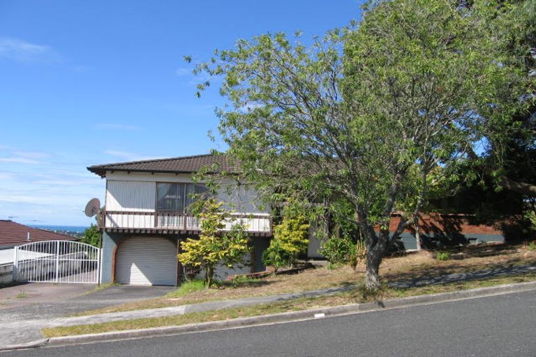 Photo of property in 105 Langana Avenue, Browns Bay, Auckland, 0630