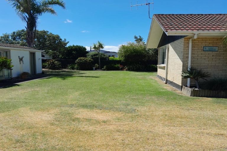 Photo of property in 1/2 Wahanui Walk, Ruakaka, 0116