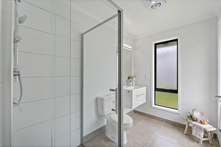 Photo of property in 17 Olivia Road, Pukekohe, 2120