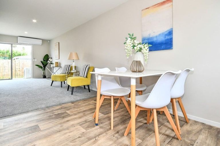 Photo of property in 7/70 Clevedon Road, Papakura, 2110