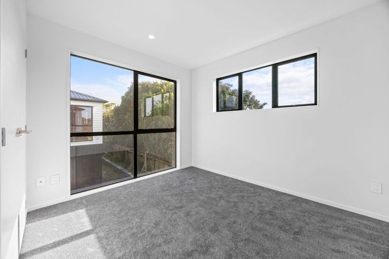 Photo of property in 370e Main Road, Huapai, Kumeu, 0810