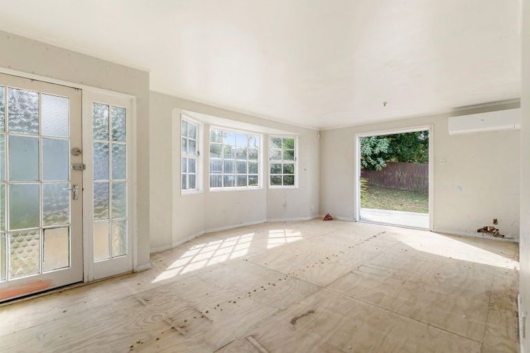 Photo of property in 123 Mahia Road, Wattle Downs, Auckland, 2103