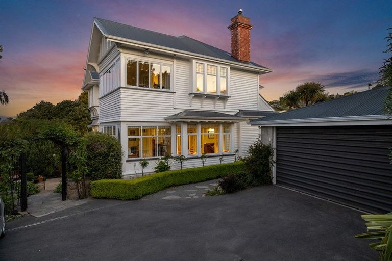 Photo of property in 151 Hackthorne Road, Cashmere, Christchurch, 8022
