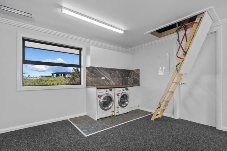 Photo of property in 30 Lakeside Terrace, Omokoroa, 3114